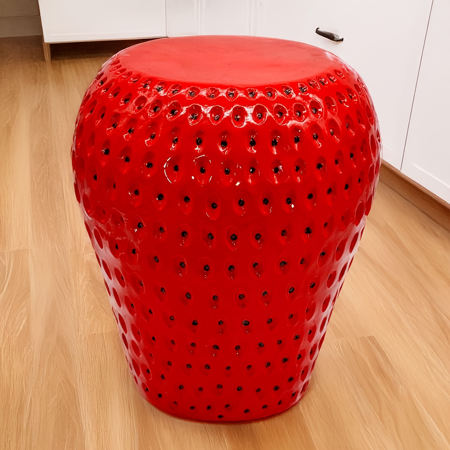 Stołek w kształcie truskawki,  – Outdoor Furniture Resin recenzja i cena